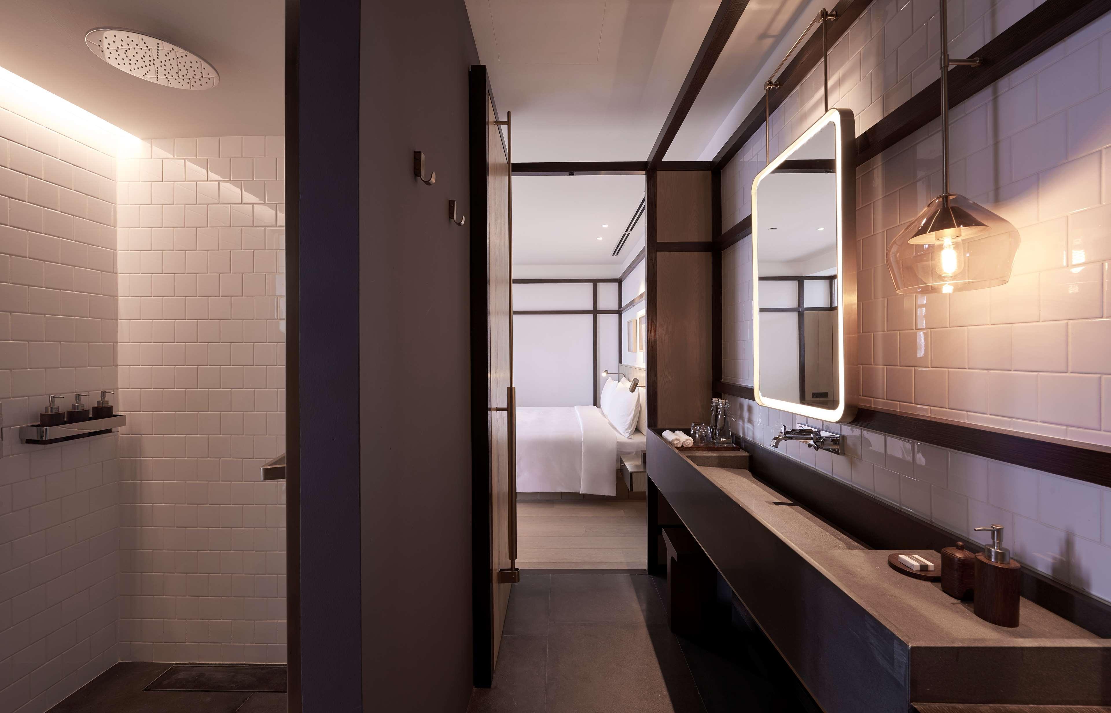 Alila Bangsar Kuala Lumpur Otel Dış mekan fotoğraf Bathroom