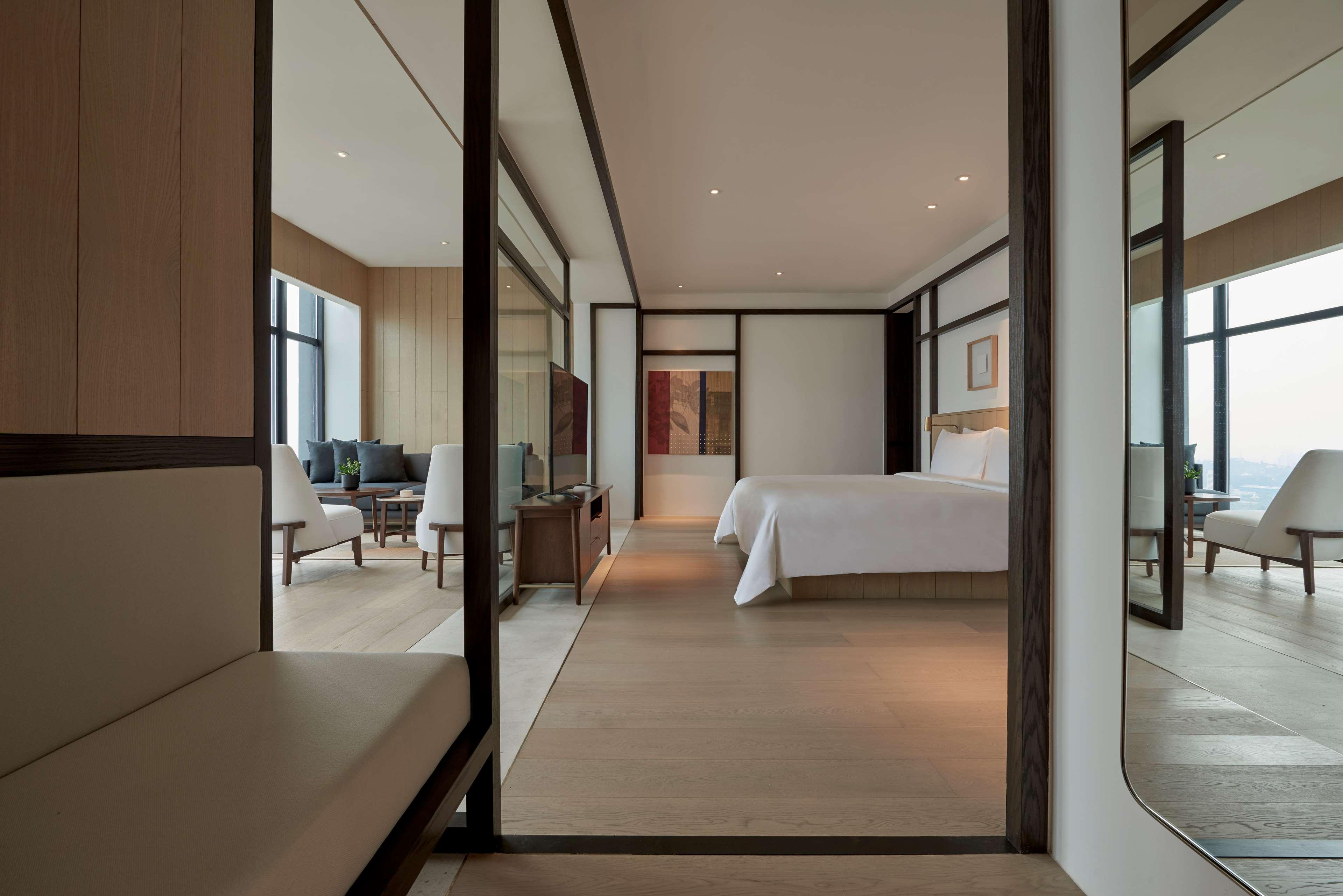 Alila Bangsar Kuala Lumpur Otel Dış mekan fotoğraf A suite at The Ritz-Carlton, Kuala Lumpur